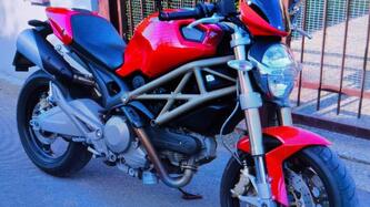 Ducati Monster 696 Plus (2007 - 14)