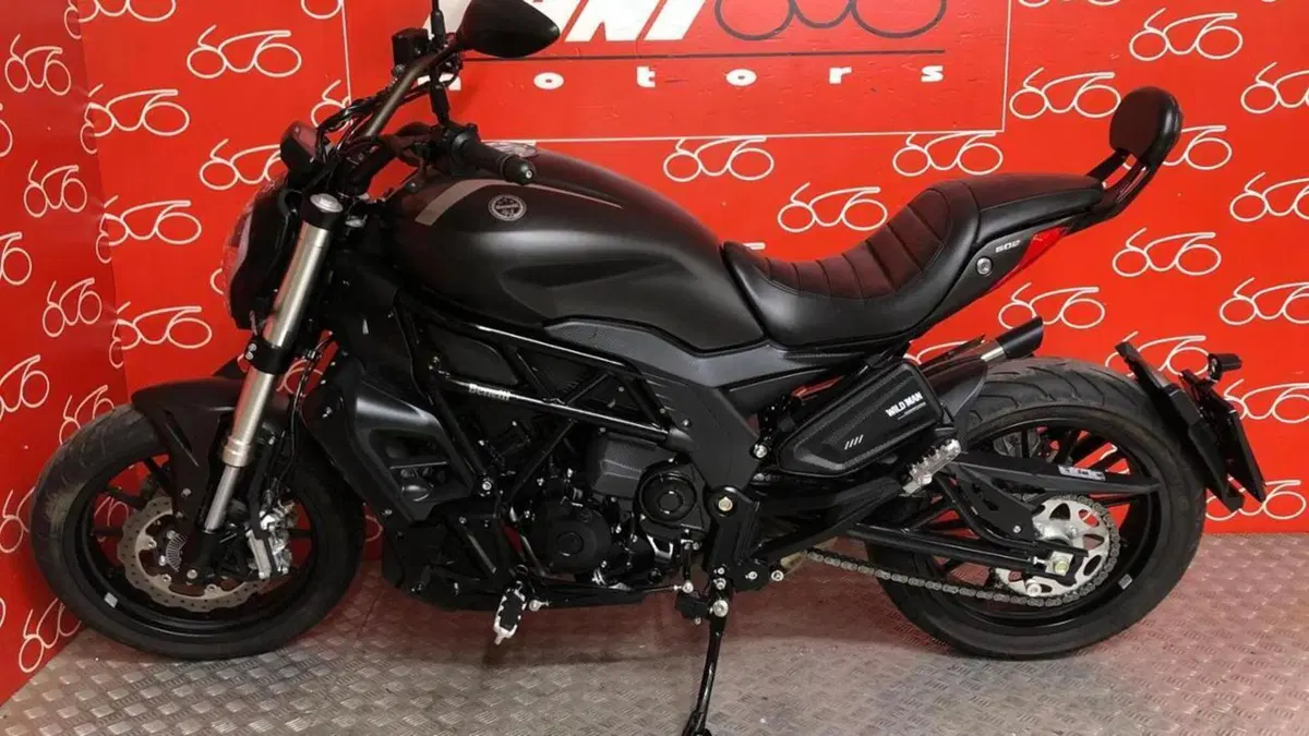 Benelli 502 C (2019 - 20)  (3)