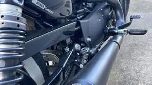 Harley-Davidson 1200 Iron (2018 - 20) - XL1200N  (6)