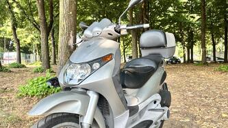 Piaggio Beverly 200 (2002 - 03) usata