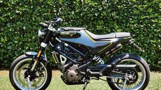 Husqvarna Svartpilen 401 (2018 - 19) usata