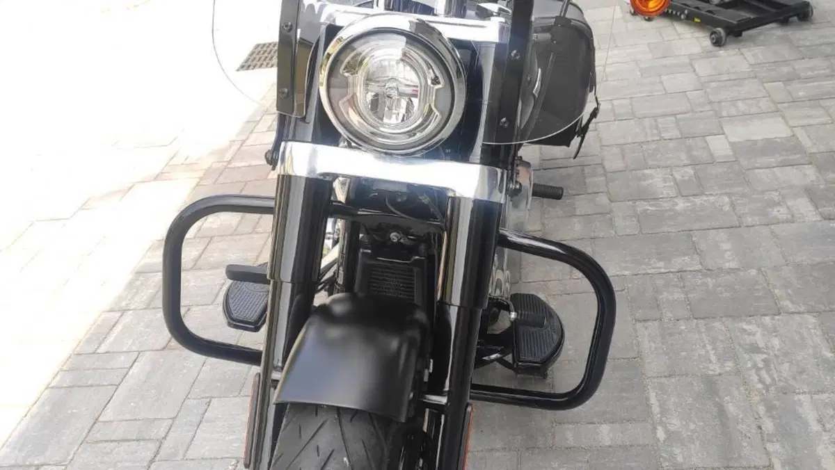 Harley-Davidson 107 Slim (2018 - 20) - FLSL  (3)