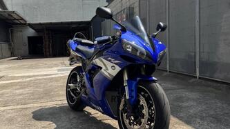 Yamaha YZF R1 (2004 - 05)