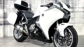 Honda VFR 1200 F ABS (2009 - 16) usata
