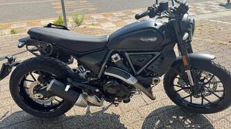 Ducati Scrambler 800 Icon Dark (2025) usata