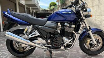 Suzuki GSX 1400 usata