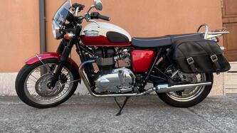 Triumph Bonneville T100 (2008 - 16) usata