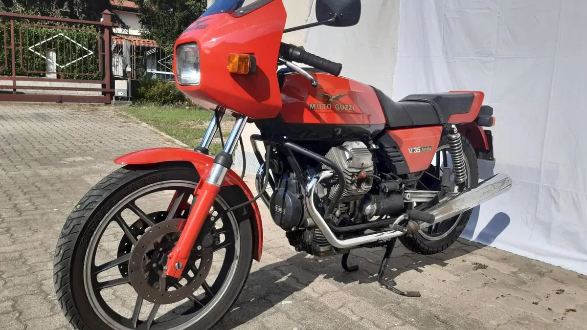 Moto Guzzi   (4)