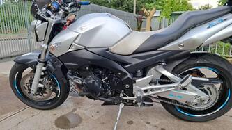 Suzuki GSR 600 (2006 - 11) usata