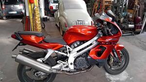 Aprilia SL 1000 Falco R (2001 - 02) 