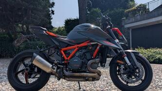 KTM 1290 Super Duke R (2021) usata