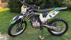Kawasaki KX 250 (2023) 
