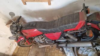 Moto Guzzi 