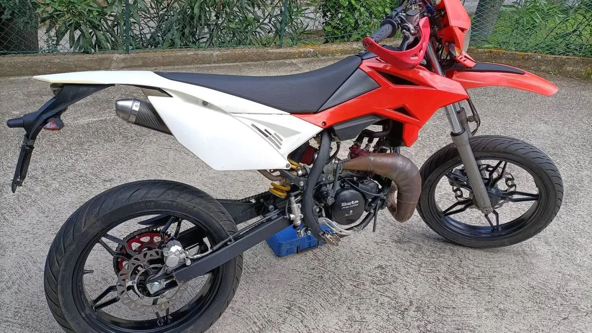 Betamotor RR 50 Motard (2018 - 20)  (2)
