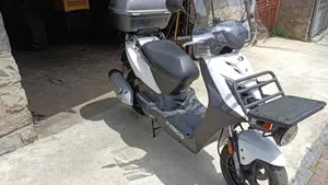 Kymco Agility 125 Carry (2017 - 20)  (3)