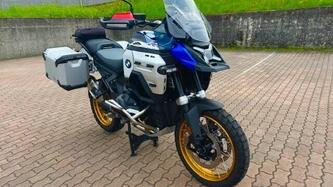 Bmw R 1300 GS Adventure Trophy (2025) usata