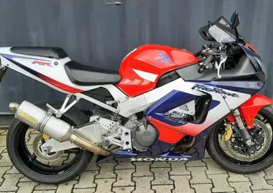 Honda CBR 900 RR Fireblade (2000 - 01) - Annuncio 9597958