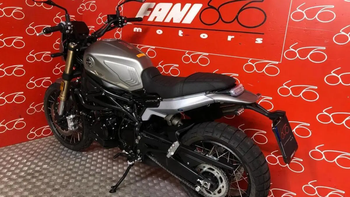 Benelli Leoncino 800 (2022 - 26)  (4)