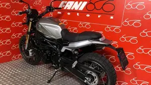 Benelli Leoncino 800 (2022 - 26)  (4)