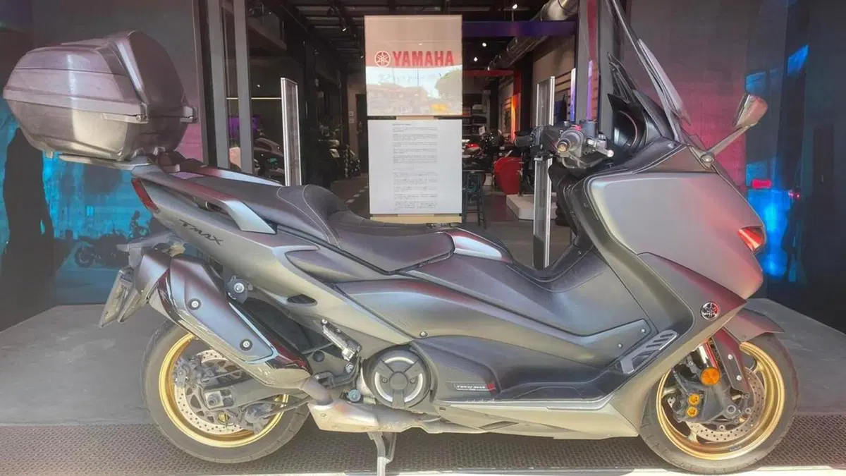 Yamaha T-Max 560 Tech Max (2021) 