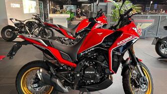 Moto Morini X-Cape 650 Gold Wheels Edition (2022 - 25) nuova