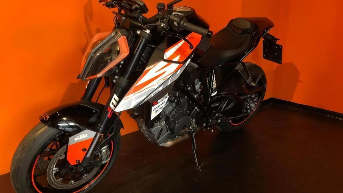 KTM 1290 Super Duke R ABS (2017 - 18)  (2)