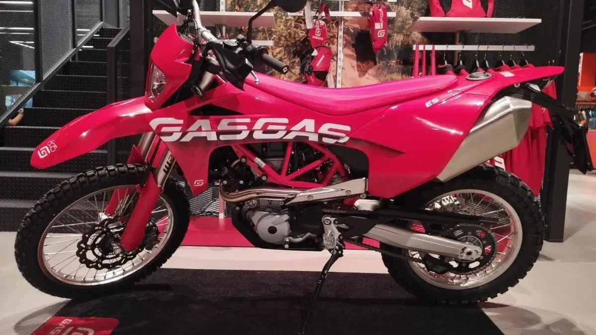 GASGAS ES 700 (2022 - 26)  (6)