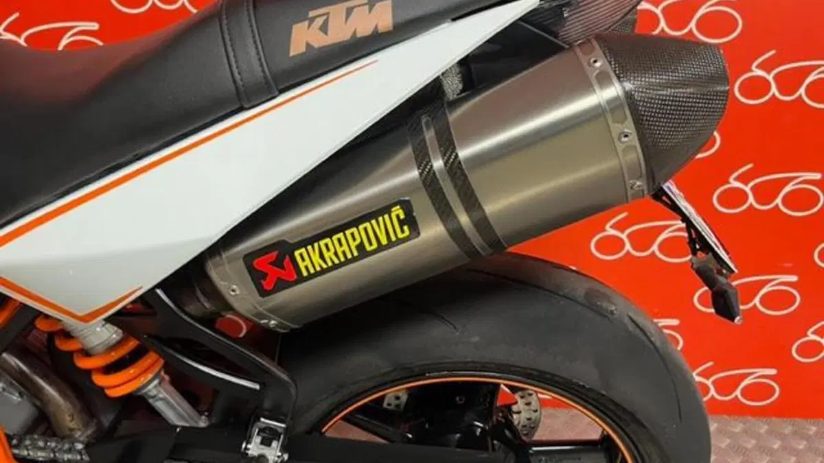 KTM 990 Super Duke R (2012 - 13)  (3)