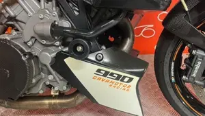 KTM 990 Super Duke R (2012 - 13)  (9)