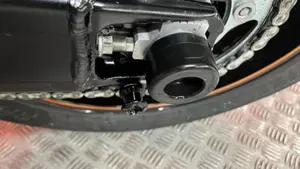 KTM 990 Super Duke R (2012 - 13)  (8)
