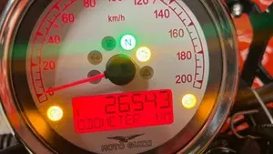 Moto Guzzi V9 Roamer (2021 - 24)  (7)