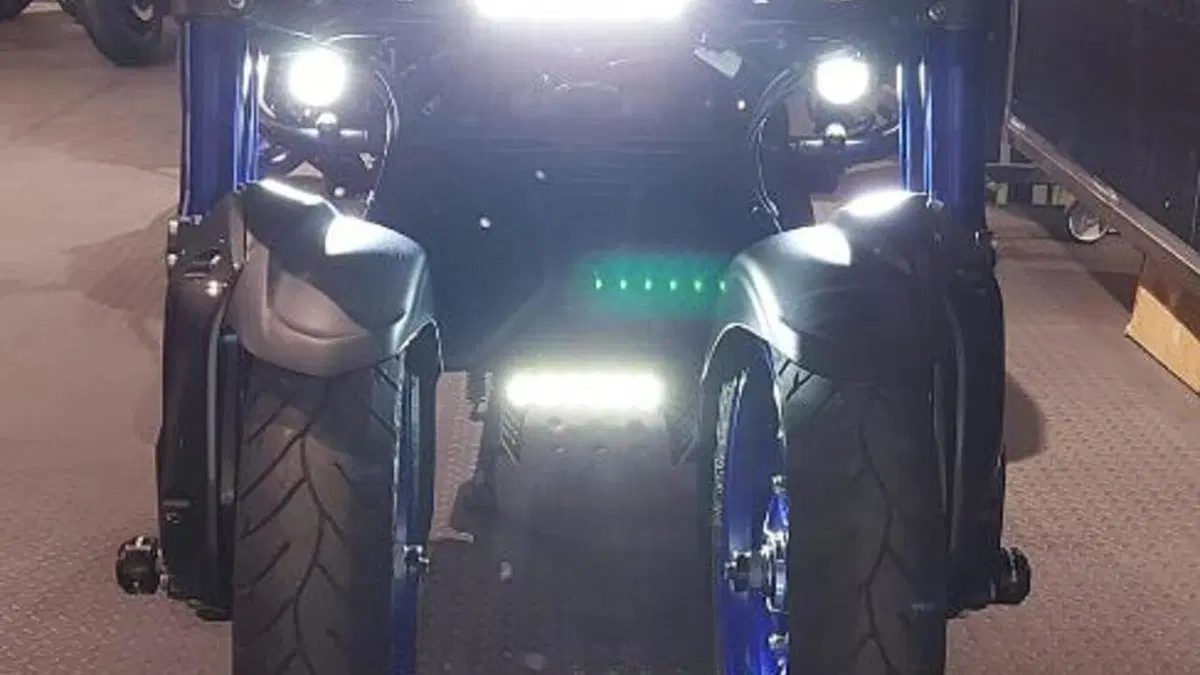 Yamaha Niken 850 (2018 - 20)  (7)