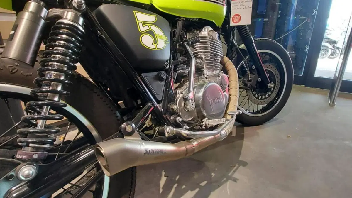 Yamaha SR 400 60th Anniversary (2013 - 16)  (5)