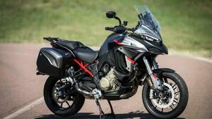 Ducati Multistrada V4 S Grand Tour (2024)