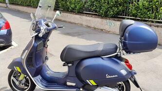 Vespa GTS 300 Super Tech (2023 - 24) usata