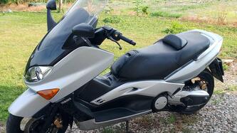 Yamaha T-Max 500 (2001 - 03) usata