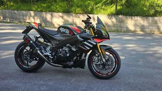 Aprilia Tuono V4 Factory (2019 - 20) usata