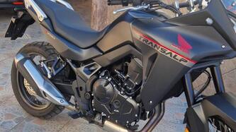 Honda Transalp XL750 (2023 - 24) usata