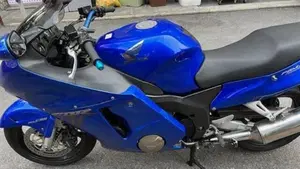 Honda CBR 1100 XX Superblackbird (1999 - 00)  (3)