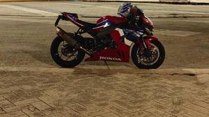 Honda CBR 1000 RR-R Fireblade (2022 - 23) 