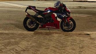 Honda CBR 1000 RR-R Fireblade (2022 - 23) usata