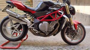 MV Agusta Brutale 750 S (2002 - 06) 