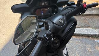 Yamaha X-Max 300 Tech Max (2021 - 24) usata