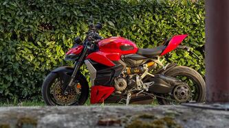 Ducati Streetfighter V2 (2022 - 24) usata