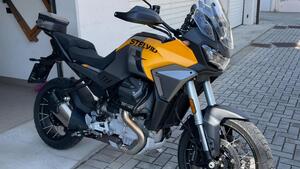 Moto Guzzi Stelvio (2024 - 25) 