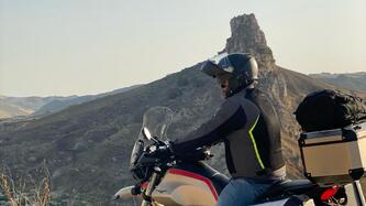 Moto Guzzi V85 TT Travel (2020) usata