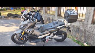 Honda X-ADV 750 (2017) usata