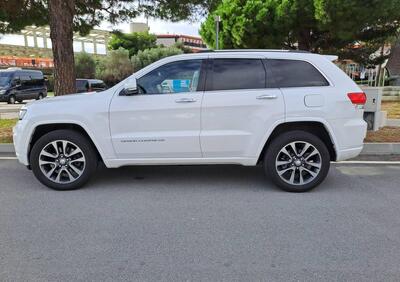 Jeep Grand Cherokee 3.0 V6 CRD 250 CV Multijet II Overland usata