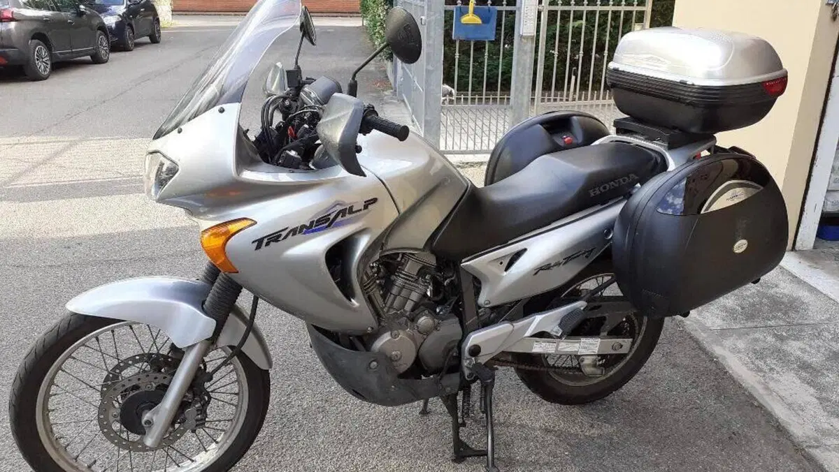 Honda Transalp XL 650V (2000 - 04)  (3)