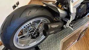 MV Agusta Superveloce 800 Ago (2021 - 23)  (2)